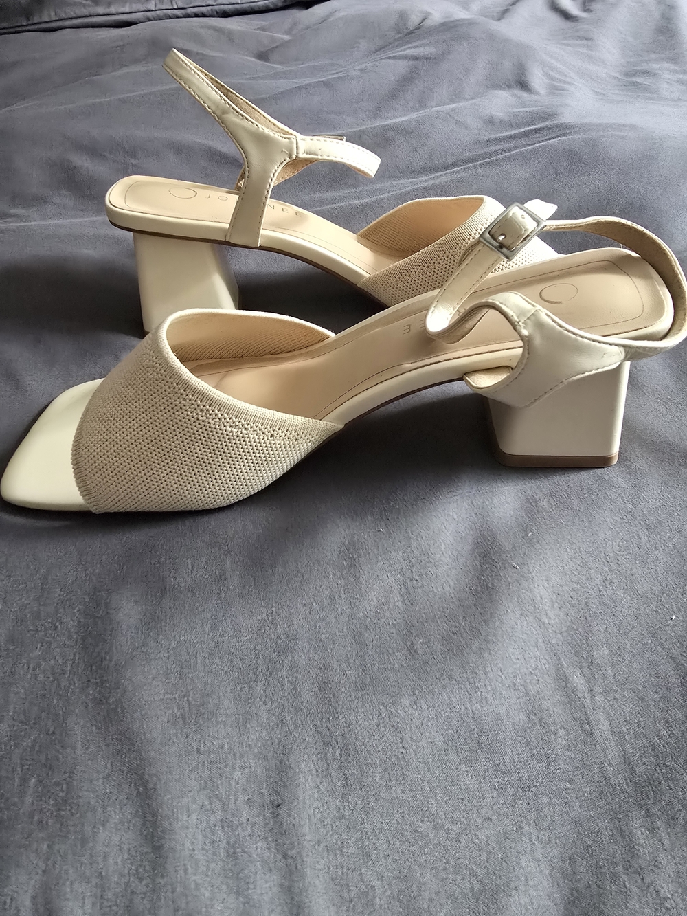 Journee Evylinn Cream Slingback Block Heel Sandals 9W